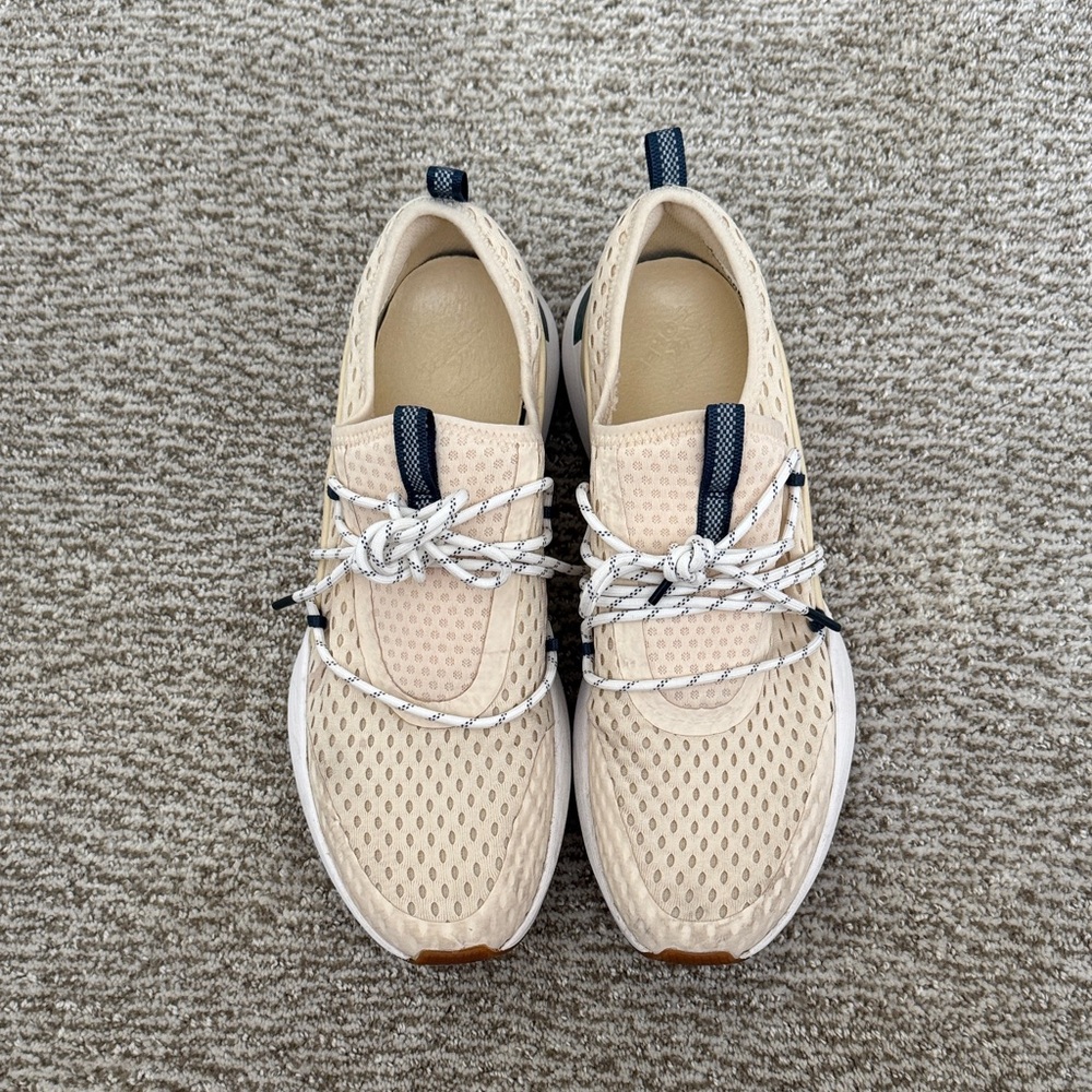 Sorel Women’s Slip On Sneakers 10.5